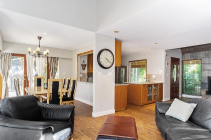 Photo 3 at 430 Bayview Road, Lions Bay, West Vancouver
