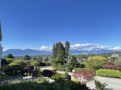 Photo 1 at 4679 Puget Drive, MacKenzie Heights, Vancouver West
