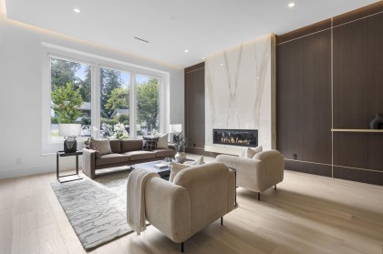 Photo 2 at 5197 Sonora Drive, Canyon Heights NV, North Vancouver