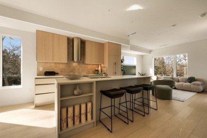 Photo 8 at 692 W 29th Avenue, Cambie, Vancouver West