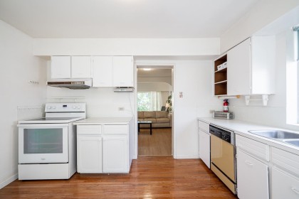 Photo 14 at 2720 W 24th Avenue, Arbutus, Vancouver West