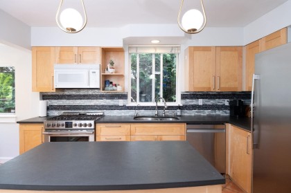 Photo 13 at 1075 Gladwin Drive, Capilano NV, North Vancouver