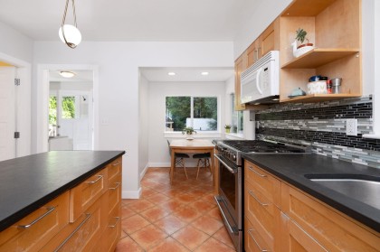 Photo 14 at 1075 Gladwin Drive, Capilano NV, North Vancouver