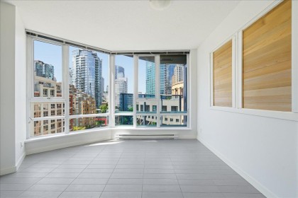 Photo 24 at 1605 - 788 Hamilton Street, Downtown VW, Vancouver West