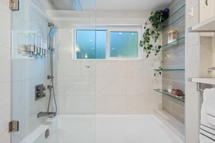 Photo 18 at 906 Strathaven Drive, Windsor Park NV, North Vancouver