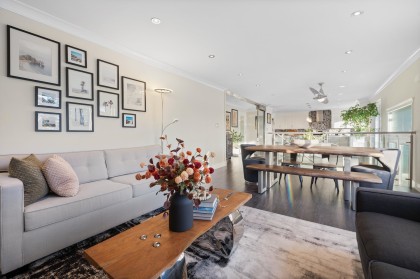 Photo 11 at 906 Strathaven Drive, Windsor Park NV, North Vancouver