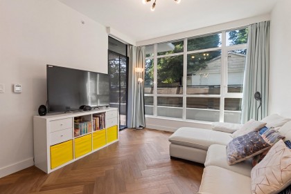 Photo 10 at 107 - 458 W 63rd Avenue, Marpole, Vancouver West