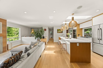 Photo 4 at 5566 Gallagher Place, Eagle Harbour, West Vancouver