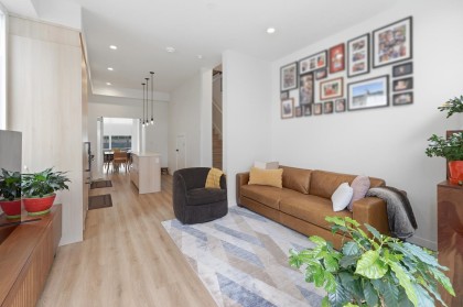 Photo 5 at 13 - 237 Ridgeway Avenue, Lower Lonsdale, North Vancouver