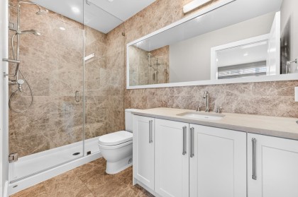 Photo 20 at 7529 Yukon Street, Marpole, Vancouver West