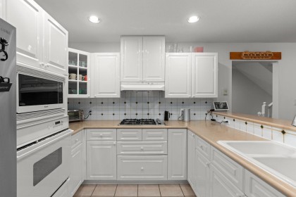 Photo 4 at 1188 Strathaven Drive, Northlands, North Vancouver