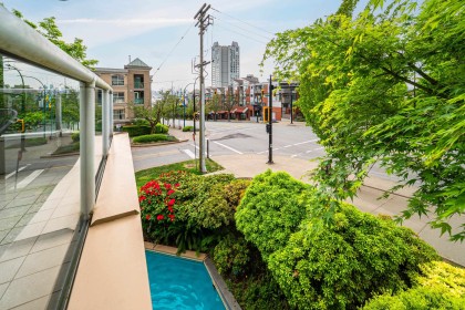 Photo 32 at 203 - 408 Lonsdale Avenue, Lower Lonsdale, North Vancouver