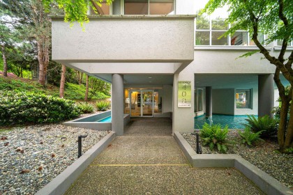 Photo 4 at 203 - 408 Lonsdale Avenue, Lower Lonsdale, North Vancouver
