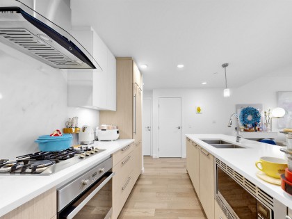 Photo 7 at 304 - 4963 Cambie Street, Cambie, Vancouver West