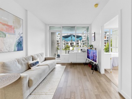 Photo 1 at 304 - 4963 Cambie Street, Cambie, Vancouver West
