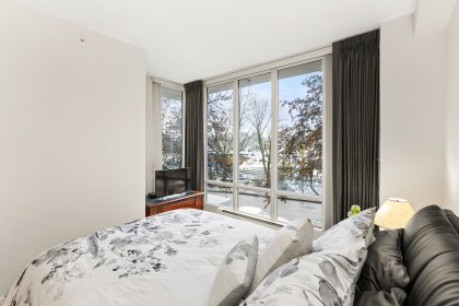 Photo 23 at 1053 Marinaside Crescent, Yaletown, Vancouver West