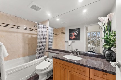 Photo 26 at 1053 Marinaside Crescent, Yaletown, Vancouver West