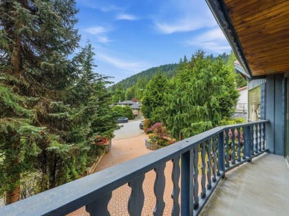 Photo 5 at 4786 Armour Court, Lynn Valley, North Vancouver