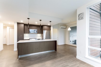 Photo 9 at 310 - 719 W 3rd Street, Harbourside, North Vancouver