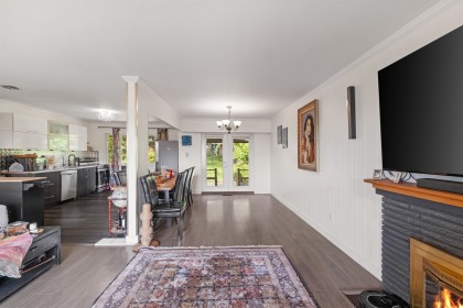 Photo 9 at 962 Whitchurch Street, Calverhall, North Vancouver
