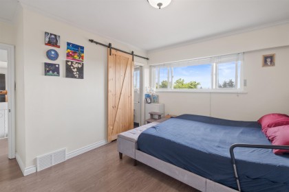 Photo 19 at 962 Whitchurch Street, Calverhall, North Vancouver