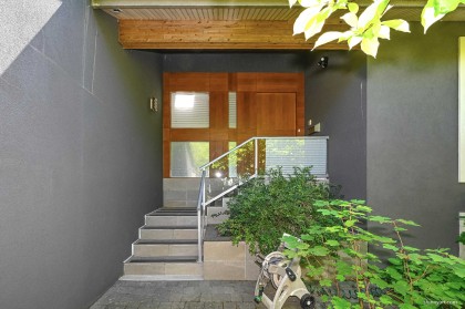 Photo 1 at 3566 W 39th Avenue, Dunbar, Vancouver West