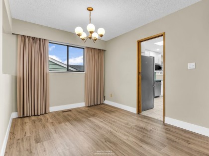 Photo 6 at 859 E 17th Street, Boulevard, North Vancouver