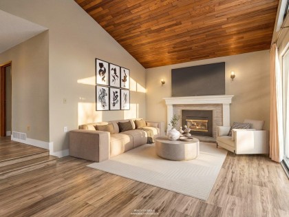 Photo 3 at 859 E 17th Street, Boulevard, North Vancouver