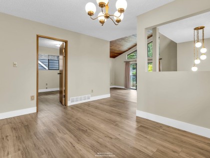 Photo 8 at 859 E 17th Street, Boulevard, North Vancouver