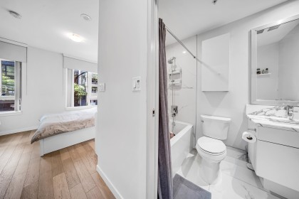 Photo 17 at 2021 W 10th Avenue, Kitsilano, Vancouver West