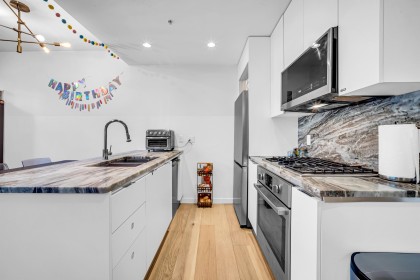 Photo 8 at 2021 W 10th Avenue, Kitsilano, Vancouver West