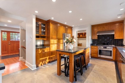 Photo 9 at 3586 Emerald Drive, Edgemont, North Vancouver