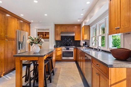Photo 8 at 3586 Emerald Drive, Edgemont, North Vancouver