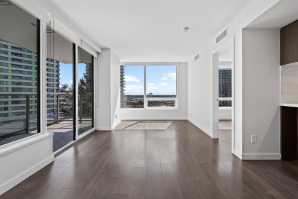 Photo 9 at 807 - 8238 Lord Street, Marpole, Vancouver West
