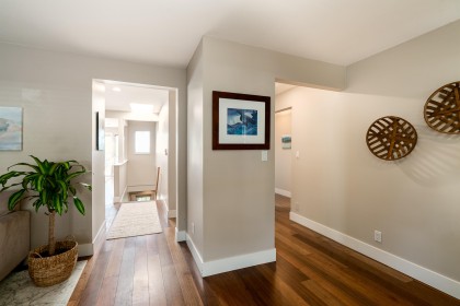Photo 6 at 939 Calverhall Street, Calverhall, North Vancouver