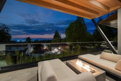 Photo 8 at 255 Sandringham Crescent, Upper Lonsdale, North Vancouver