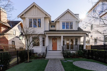 Photo 1 at 3530 W 43rd Avenue, Southlands, Vancouver West