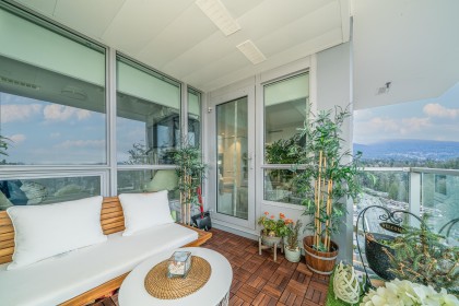 Photo 4 at 2102 - 1632 Lions Gate Lane, Pemberton NV, North Vancouver
