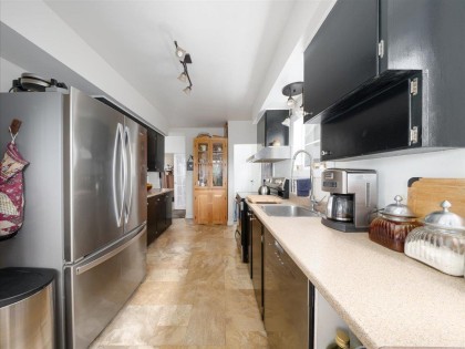 Photo 10 at 322 E 25th Street, Upper Lonsdale, North Vancouver