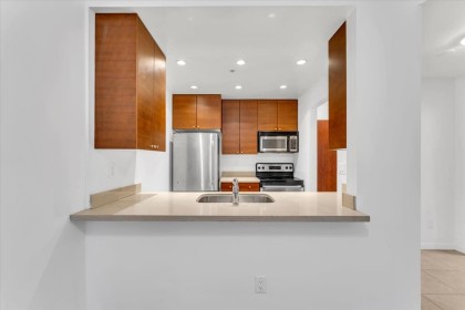 Photo 4 at 313 - 1010 Howe Street, Downtown VW, Vancouver West