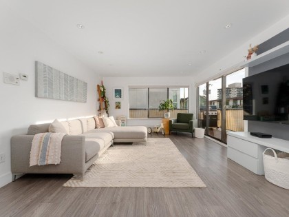 Photo 3 at 103 - 127 E 4th Street, Lower Lonsdale, North Vancouver