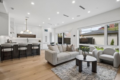 Photo 1 at 2 - 4549 W 11th Avenue, Point Grey, Vancouver West