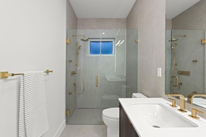 Photo 18 at 2 - 4549 W 11th Avenue, Point Grey, Vancouver West