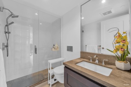 Photo 17 at 709 - 3355 Binning Road, University VW, Vancouver West