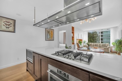 Photo 10 at 709 - 3355 Binning Road, University VW, Vancouver West