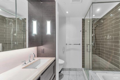 Photo 14 at 709 - 3355 Binning Road, University VW, Vancouver West