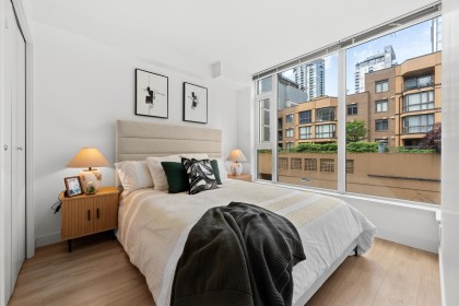 Photo 19 at 303 - 1133 Homer Street, Yaletown, Vancouver West