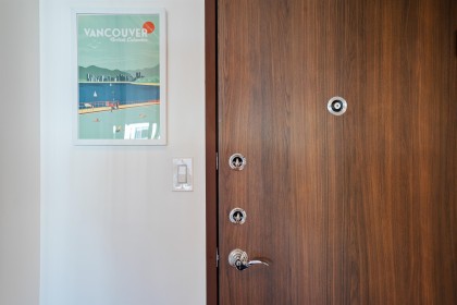 Photo 2 at 210 - 2450 Cornwall Avenue, Kitsilano, Vancouver West