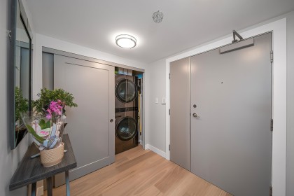 Photo 19 at 902 - 1199 Marinaside Crescent, Yaletown, Vancouver West