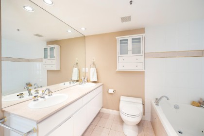 Photo 12 at 12C - 338 Taylor Way, Park Royal, West Vancouver